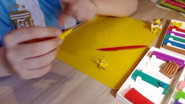 Леплю жирафа 🦒