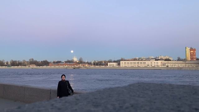 Художник Полина Заремба живет в СПБ