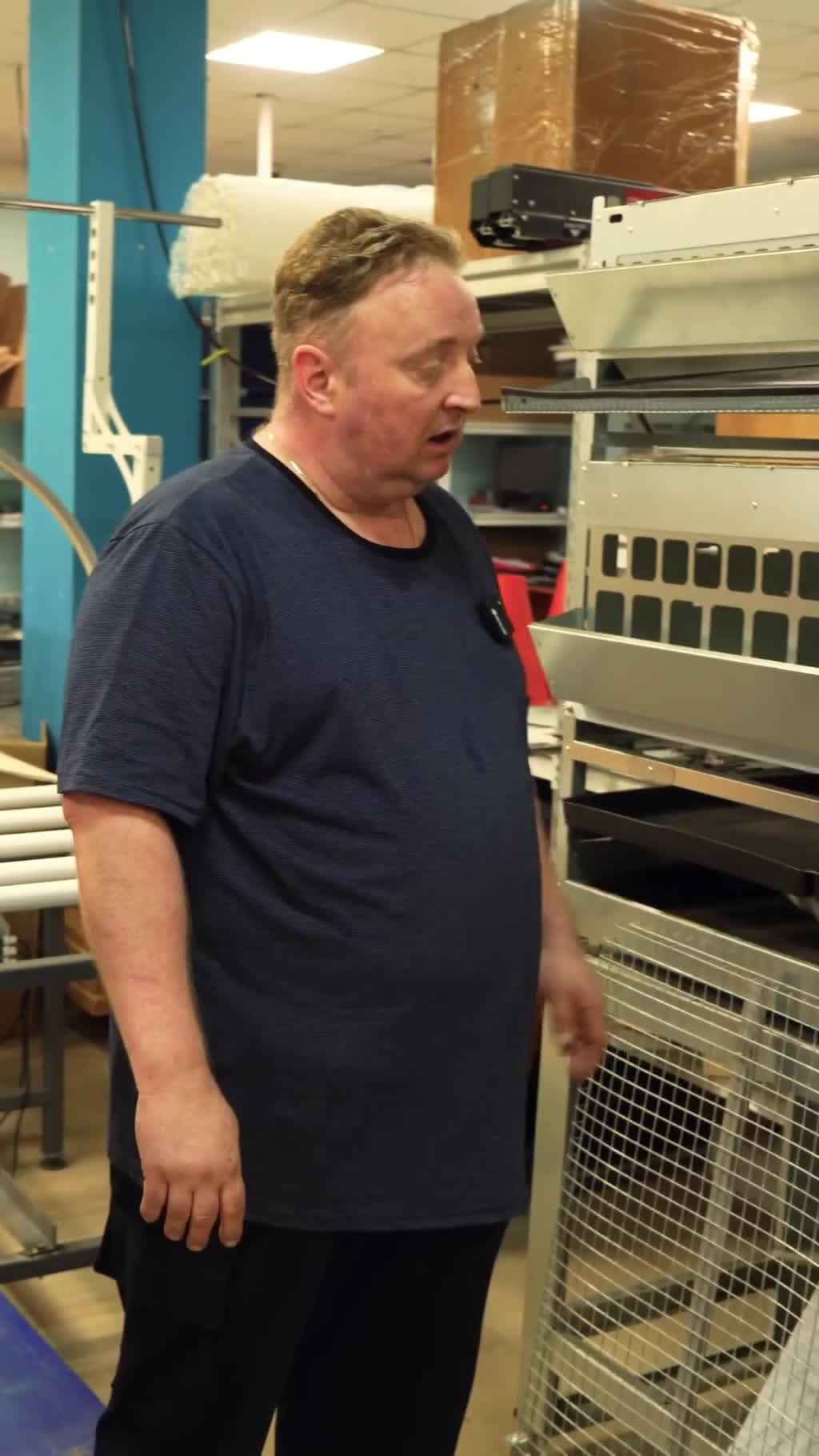 Дверки купе для кормушек на лазерном станке: недорогое решение