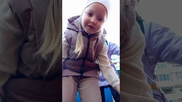 гуляем с тоисией🎀