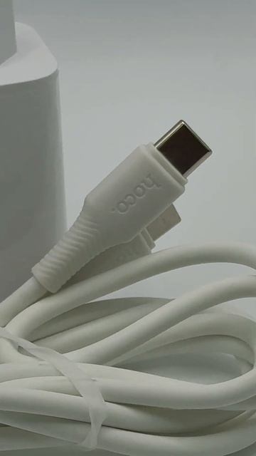 СЗУ HOCO C162A (40W) + кабель Type-C / Type-C