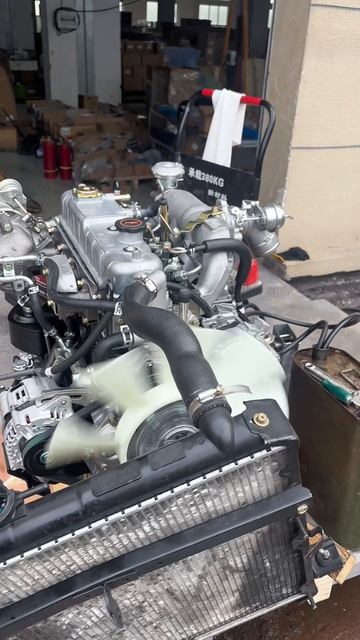 Дизельный двигатель ISUZU 4KH1/4JH1