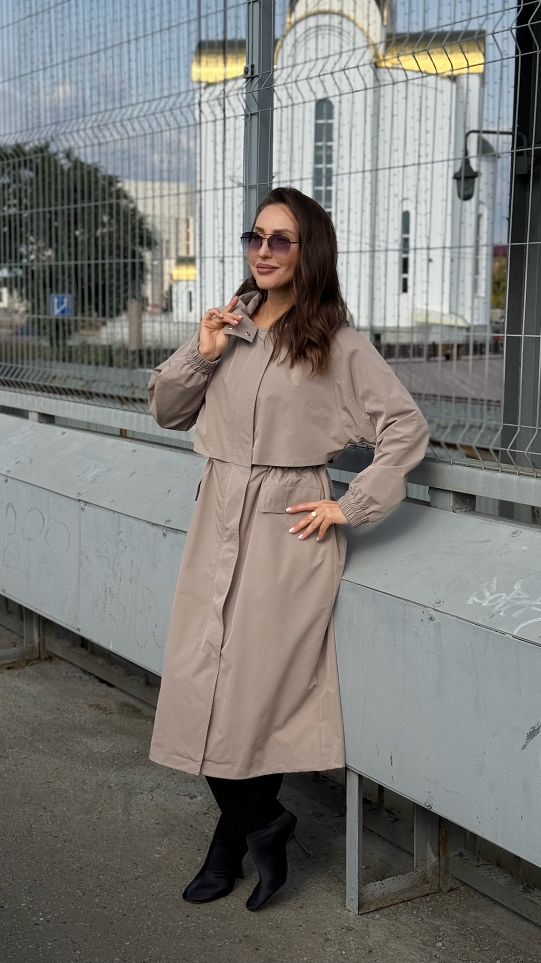 ▫️Хлопковый плащ собственного бренда SNEGIRI с капюшоном и кулиской на талии!