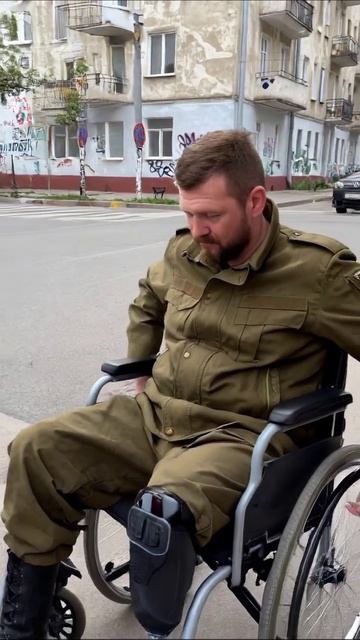 Тишина среди руин: потерянные надежды #состояние #трагедия #одиночество