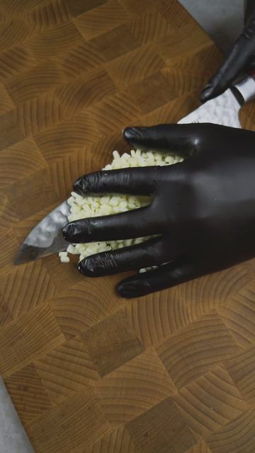 Пикантный белковый салат с халапеньо и сыром чечил! 🥗🌶️🧀