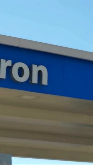 Бензин в США. Галлоны, Заправки и Интересные Факты