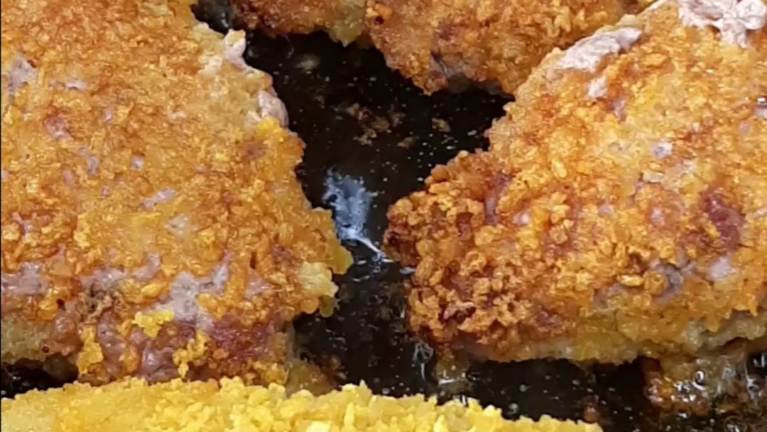 Заготовка заморозка из фарша, которая в нашей семье заканчивается быстрее всего. Кальцоне из фарша