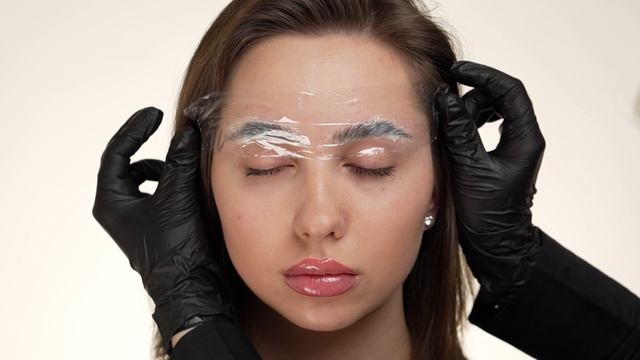 Зачем нужна зеленая маска для бровей | Разбор идеальной процедуры