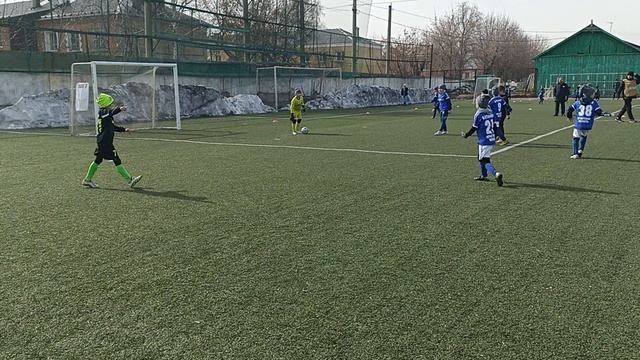 Кубок весенние каникулы по 17 году Байкал - ФК Иркутск Ющук 6+1 1 тайм