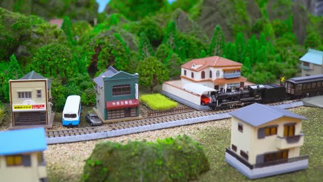 Поезда! Детская огромная железная дорога! Давай играть вместе!