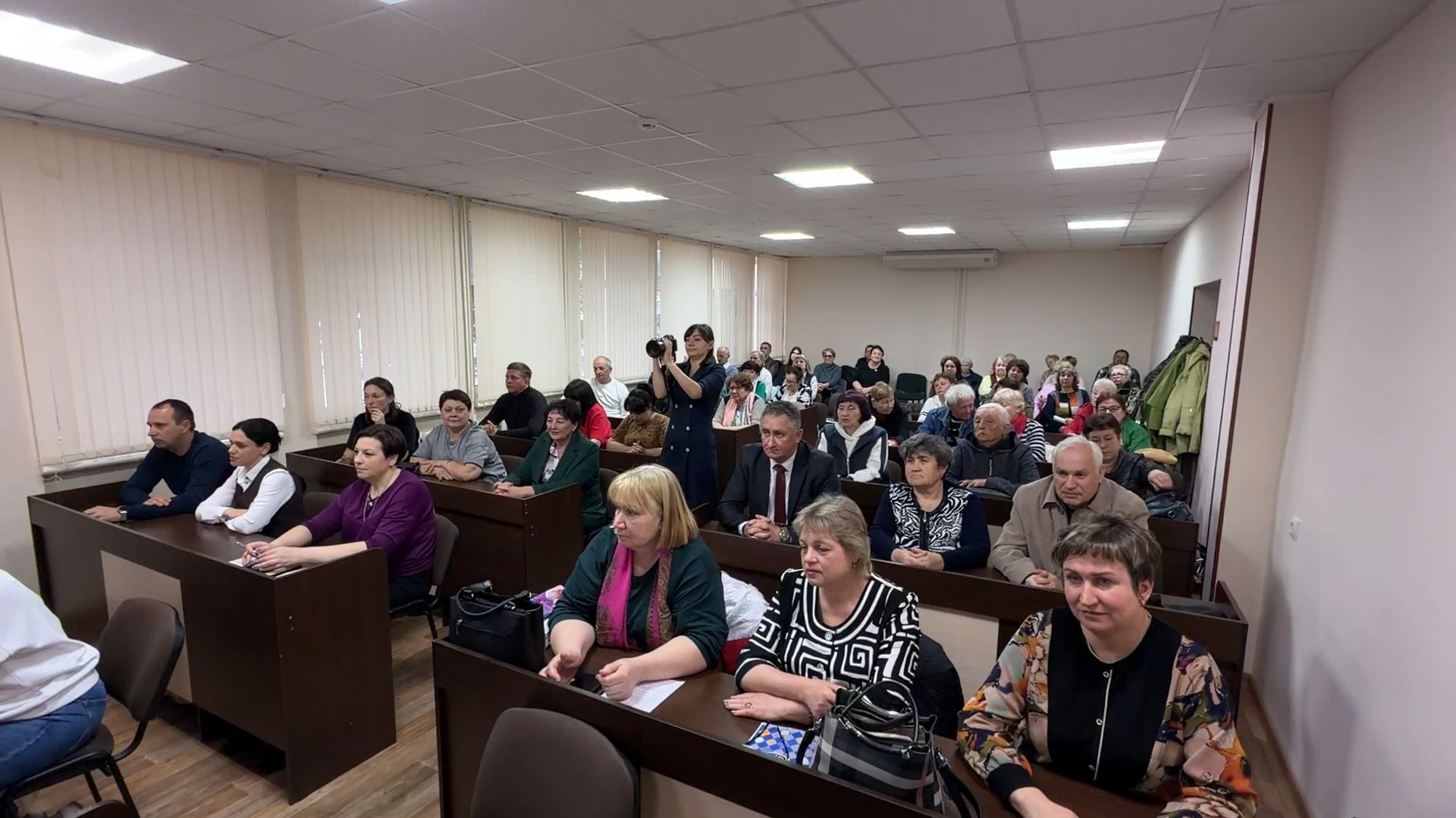 В Приморско-Ахтарске прошла встреча с депутатом Государственной Думы России Валерием Горюхановым.