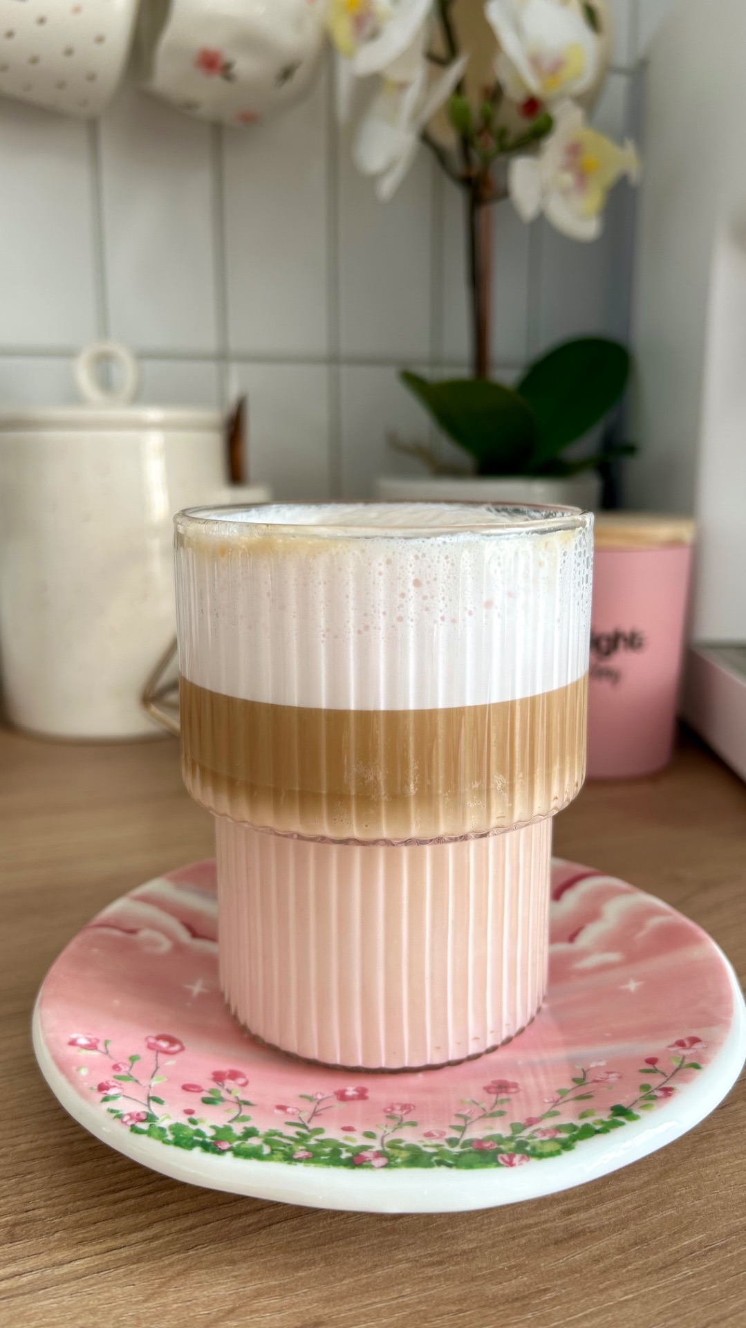 Делаю кофе в своей любимой кофеварке Demiand   вб: #761674574 озон: #3392009371