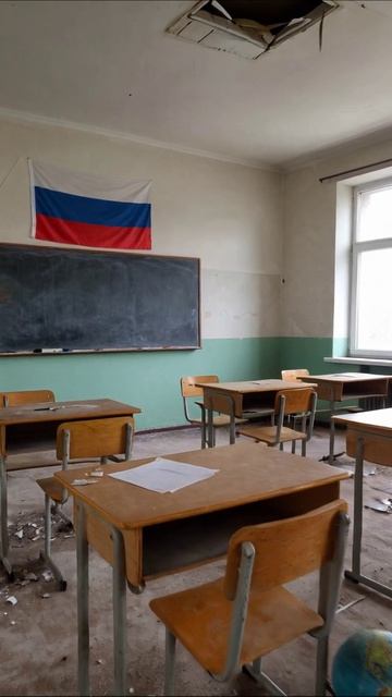 Забытые мечты: класс и пустота #падение #брошеннаяшкола #безнадежность