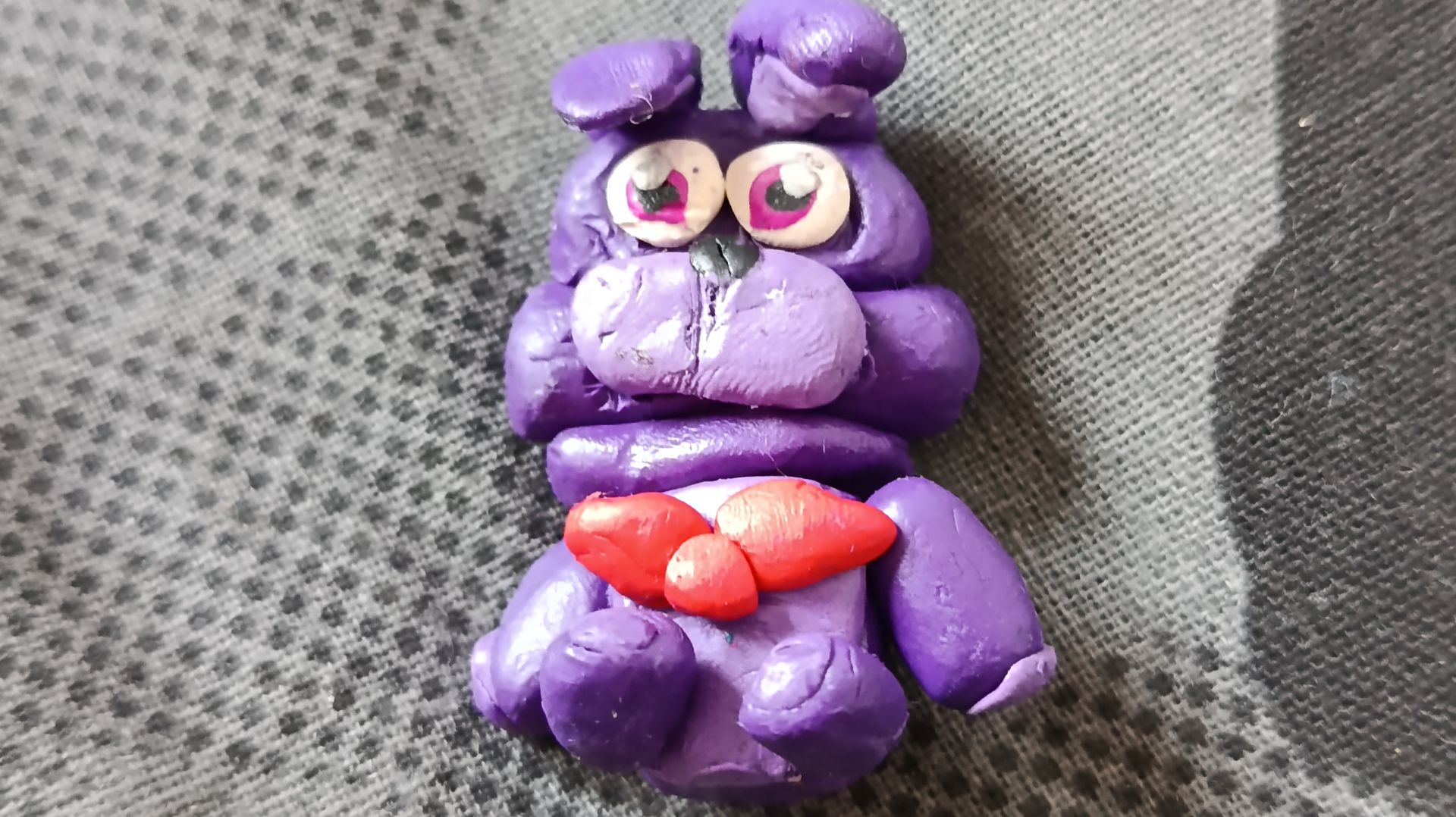 Маша лепит той бонни