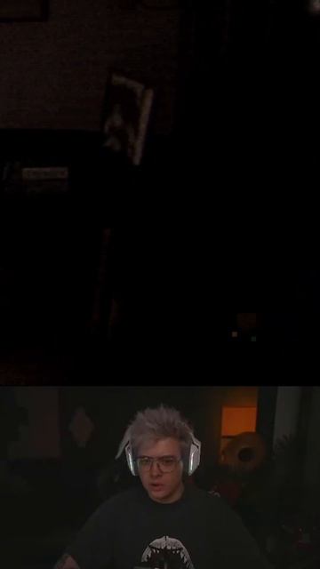 шарф делает какащке