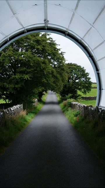 Уединённая дорога среди природы #пейзаж #природа #путешествия