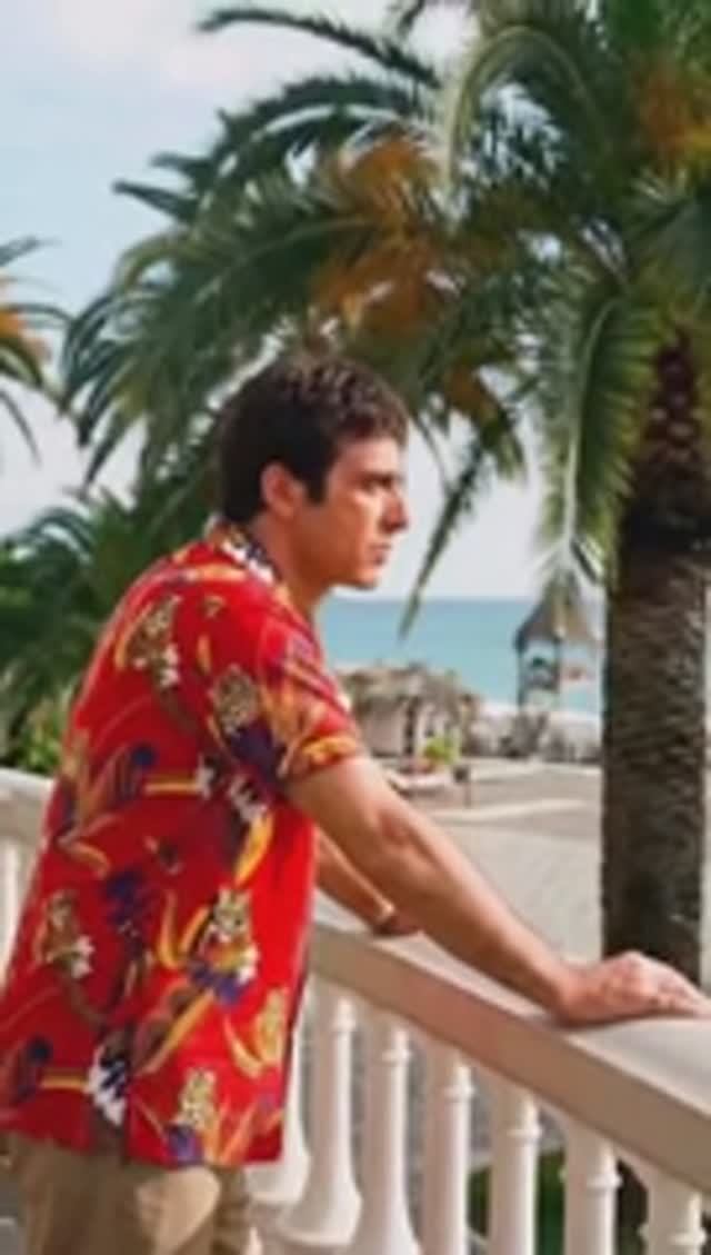 Даже Тони Монтана посетил Гагру, а ты всё ещё нет...