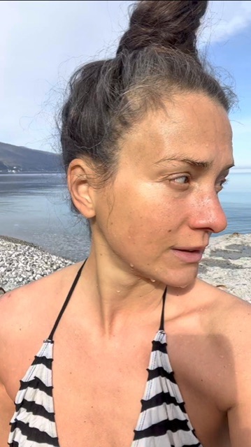 ПЛАВАНИЕ В ХОЛОДНОМ МОРЕ 18 минут