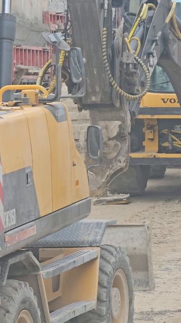 Застрял ковш