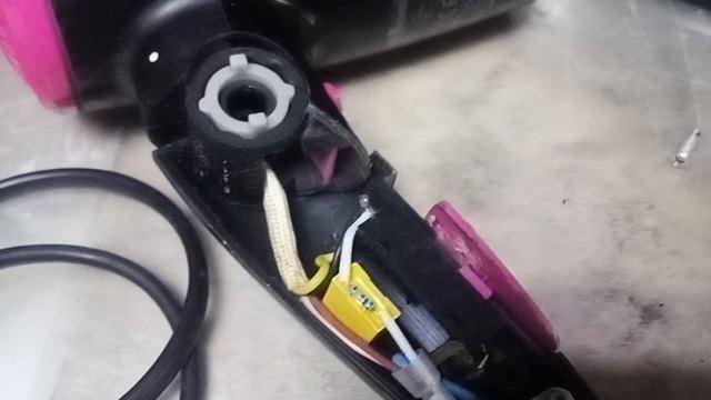 Как отремонтировать фен своими руками | переломился провод у основания