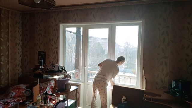 У нас + 10 Мою окна генералю балкон.