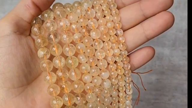 Цитрин облагороженный трещиноватый со шторками, радужкой, шары