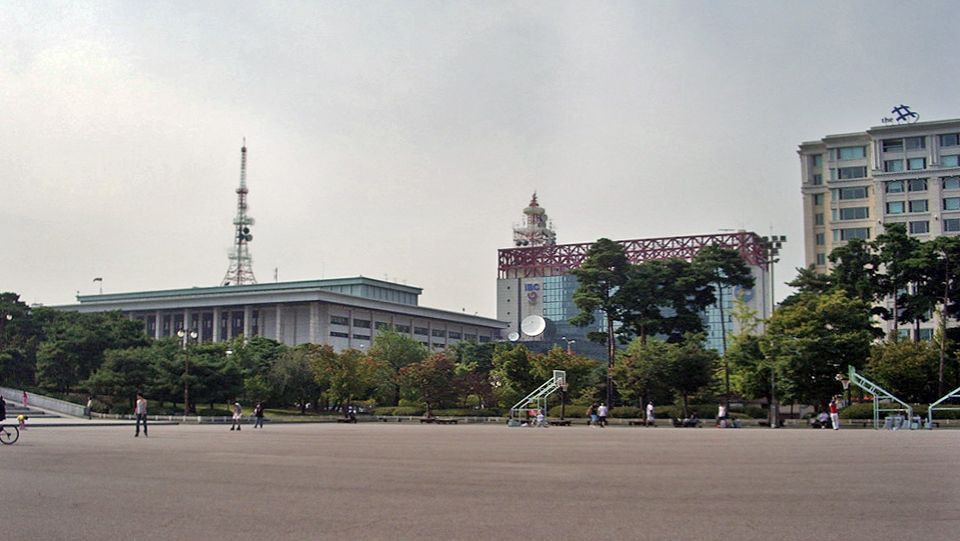 864 KHz HLKR 한국방송 KBS Radio 1 (Gangneung, KOR) 31.03.2026