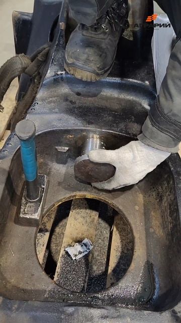 Профессиональное восстановление отверстий рамы трактора Case