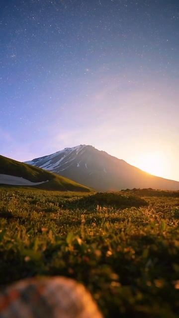 КРАСОТА ЖИЗНИ-В ДЕТАЛЯХ, В МОМЕНТАХ МИМОЛЁТНЫХ,УСКОЛЬЗАЮЩИХ,НО ОТ ЭТОГО ЕЩЕ БОЛЕЕ ПРЕКРАСНЫХ.