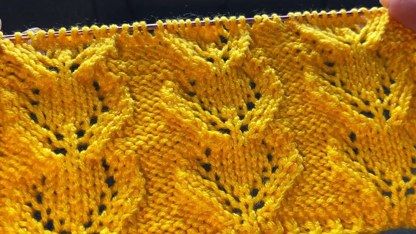 🧶СИМПАТИЧНЫЙ УЗОР СПИЦАМИ💜