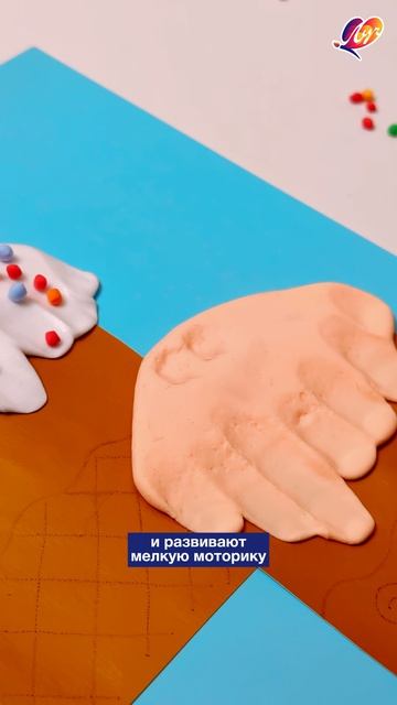 Идея пасхальной открытки из картона и воздушного пластилина.