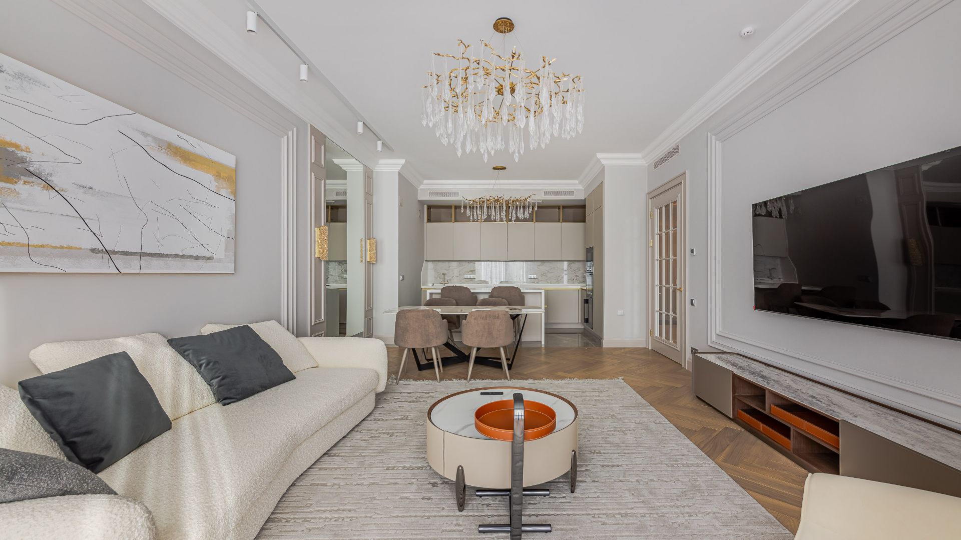 Дизайнерская квартира в премиальном ЖК в Раменках