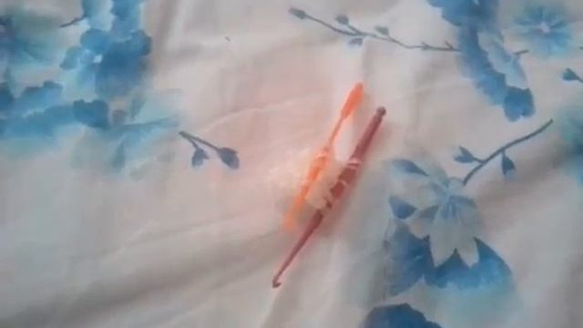 Komputersem плетёт змею из резинок [get.gt]