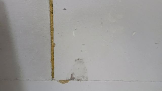 Газоблок на клей пену. Вот что получилось