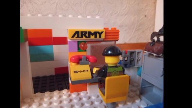 мой фнаф мульт 4 серия 1 сезон (начало)