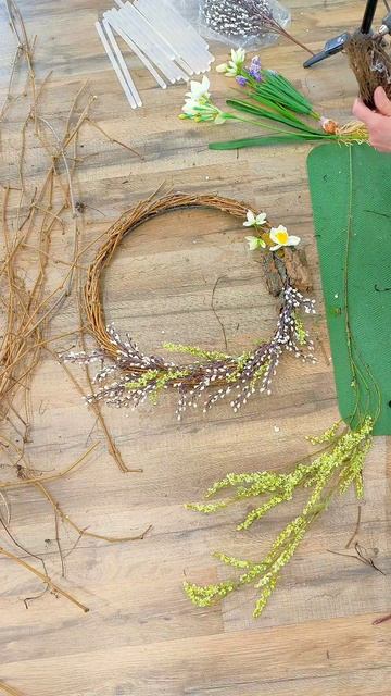 Весенний веночек на дверь