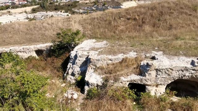 Остатки средневековой крепости Каламита в Крыму.