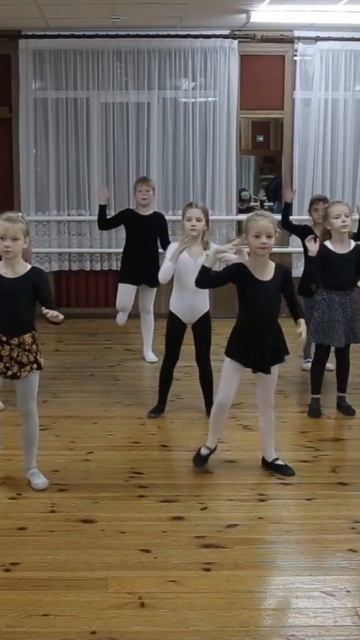 Паучок паучок.