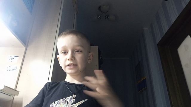 рисую токийский гуль