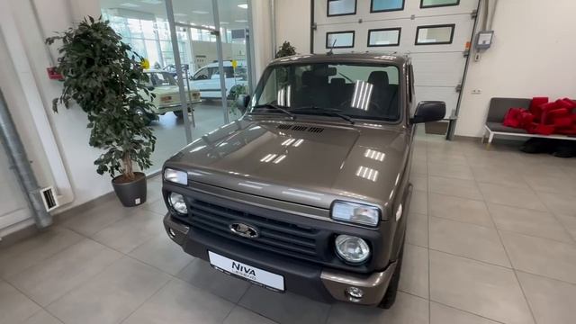 Niva Legend 3 дв Черная серия Black 24 1.7 МТ Кориандр