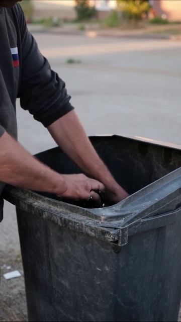 В поисках надежды в безысходности #бесперспективность #выживание #печаль