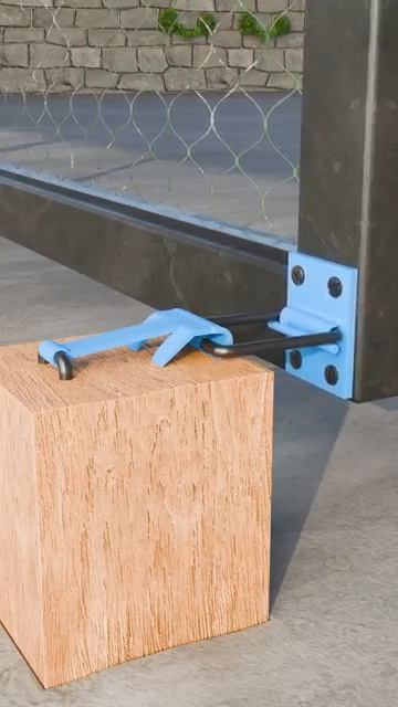 Замок на ворота. Засов на ворота. Частный дом. Дом. Стройка. Сварка.