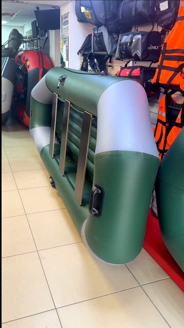 Когда в гребной лодке места больше чем в большой моторной 370 см!