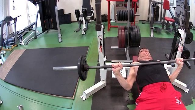 ТРЕНИРОВКА В ФОКЕ  ЖИМ ШТАНГИ ЛЁЖА  6 АПРЕЛЯ 2026 Г