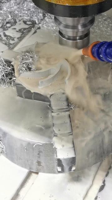 Обработка центробежных рабочих колес на станках с ЧПУ.