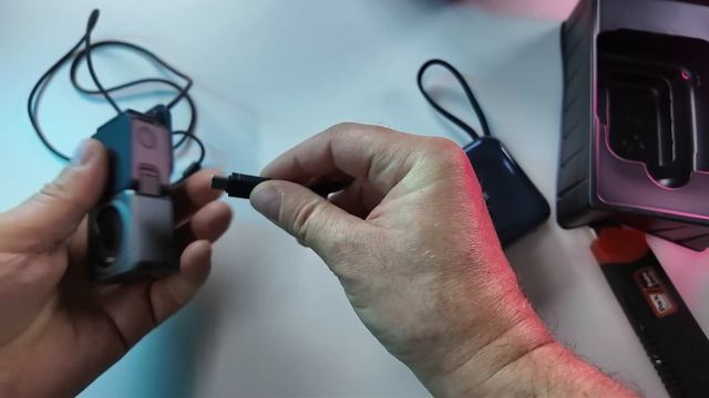 Awei C04 45W — мощный повербанк с быстрой зарядкой