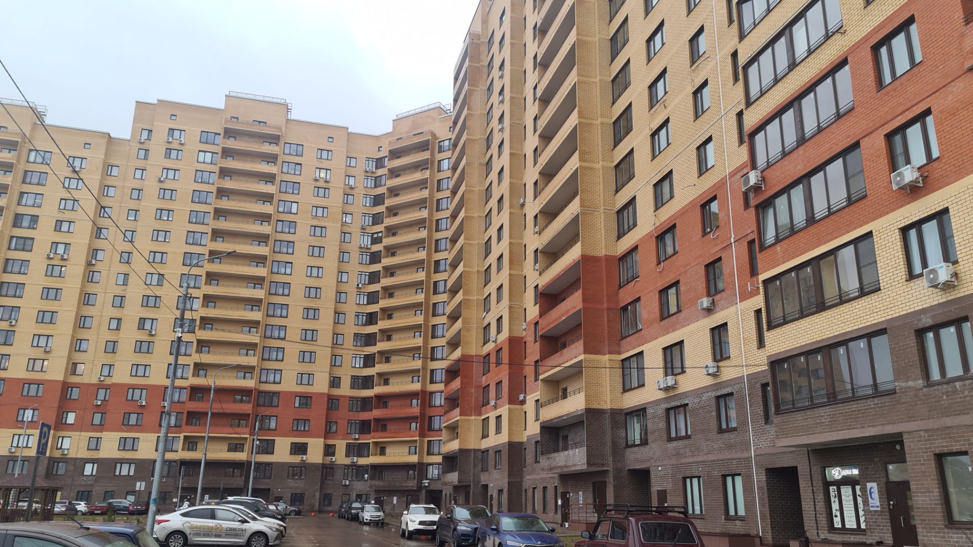 19fbf62292e3e240b86139cd8a91a9ac