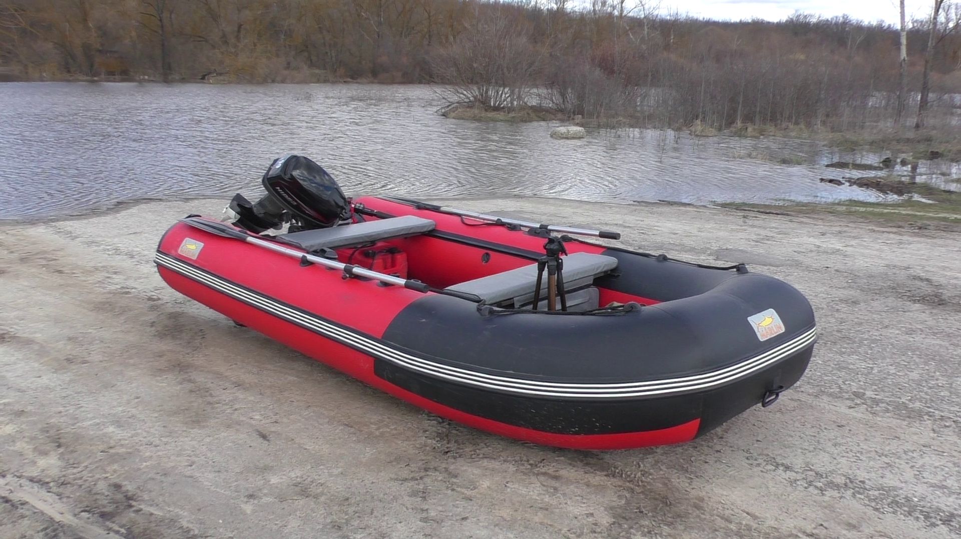 ОТКРЫТИЕ СЕЗОНА ОТКРЫТОЙ  ВОДЫ. ПРОГУЛКА ПО  ХОПРУ НА ЛОДКЕ.