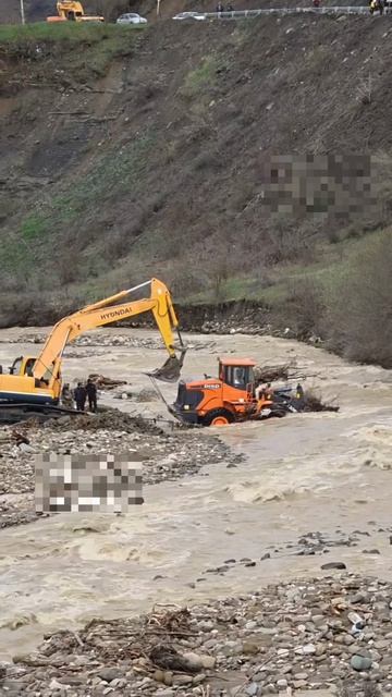 Оползни, провал техники в Табасаранском районе.