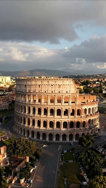 Величие Колизея: Путешествие по истории #Рим #Колизей #История